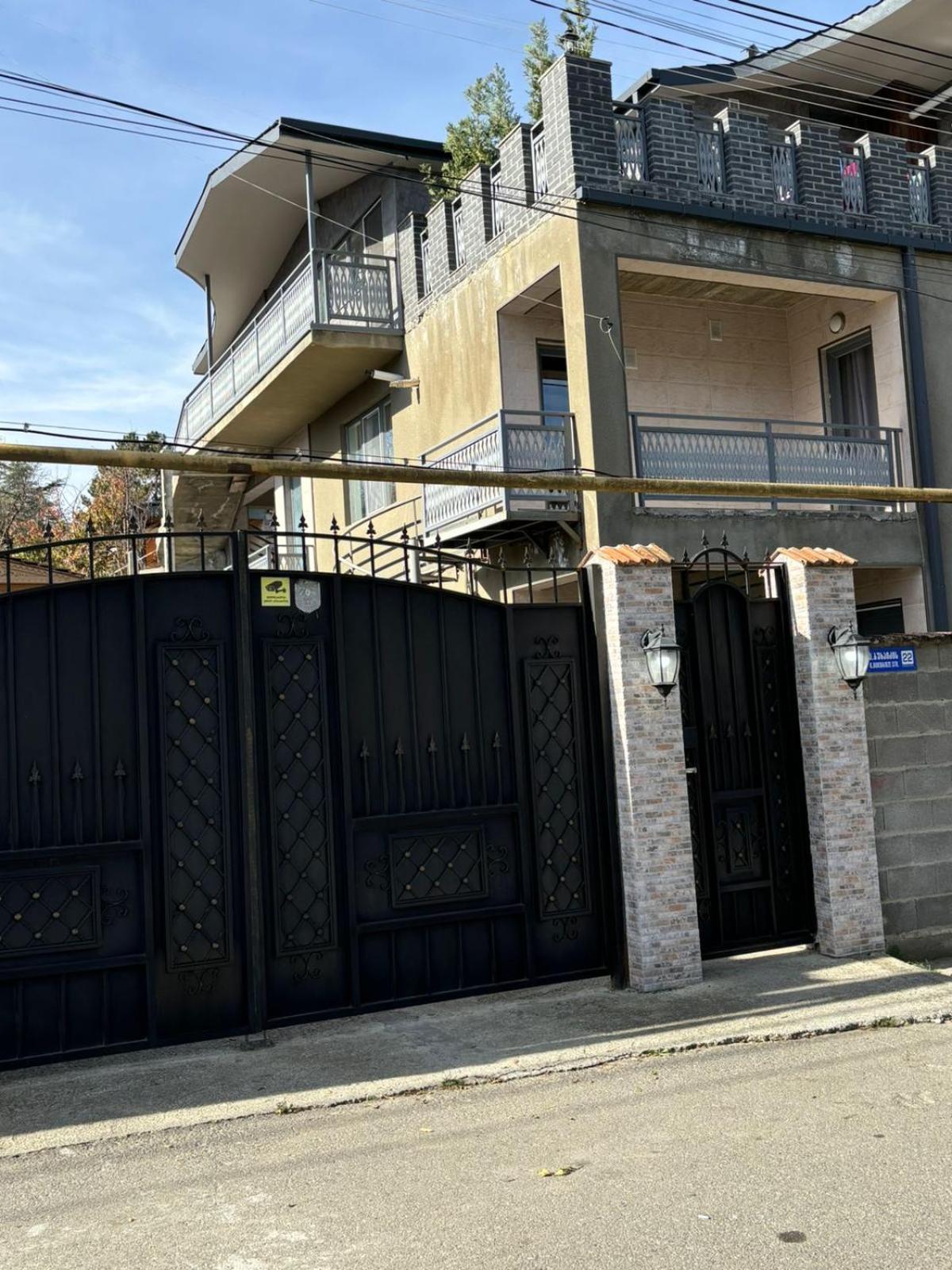 Verona Apartment Dushet'i Dış mekan fotoğraf